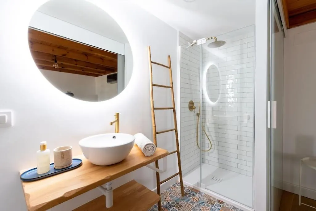 Behouse Alameda Apartment Seville