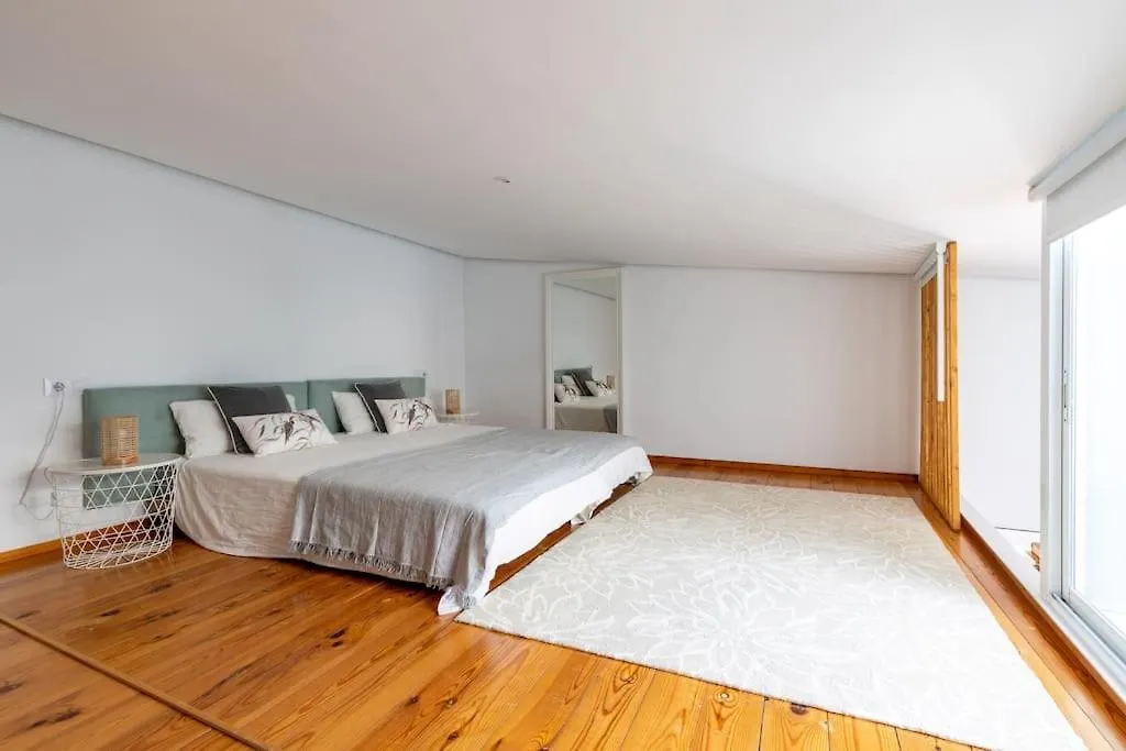 Behouse Alameda Apartment Seville